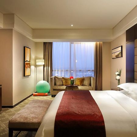 The Qube Hotel Shanghai -Close To Pudong International Airport And Disney Land Eksteriør billede