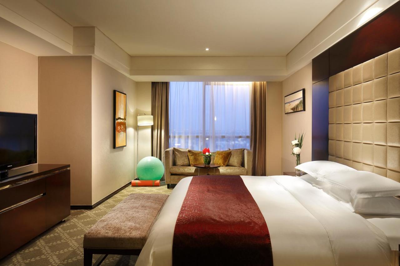 The Qube Hotel Shanghai -Close To Pudong International Airport And Disney Land Eksteriør billede