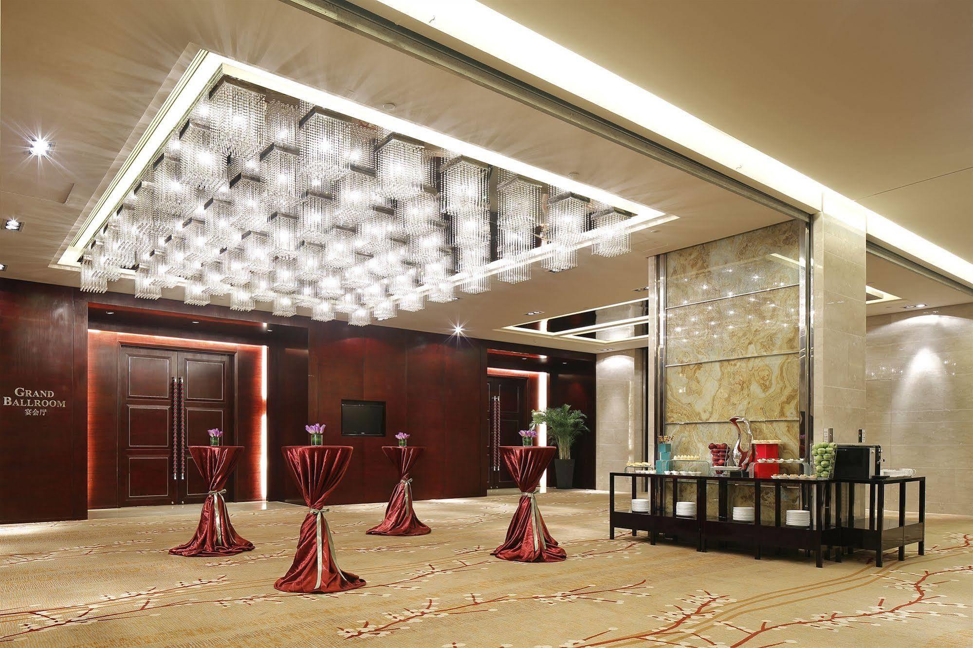 The Qube Hotel Shanghai -Close To Pudong International Airport And Disney Land Eksteriør billede